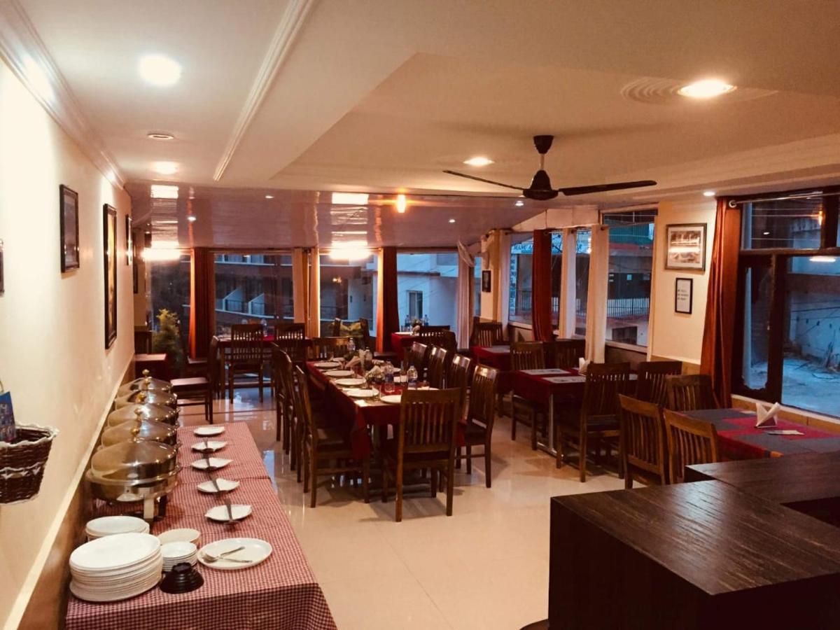 Hotel Om Palace McLeod Ganj Ngoại thất bức ảnh