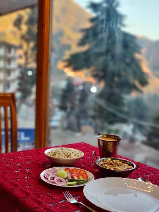 Hotel Om Palace McLeod Ganj Ngoại thất bức ảnh