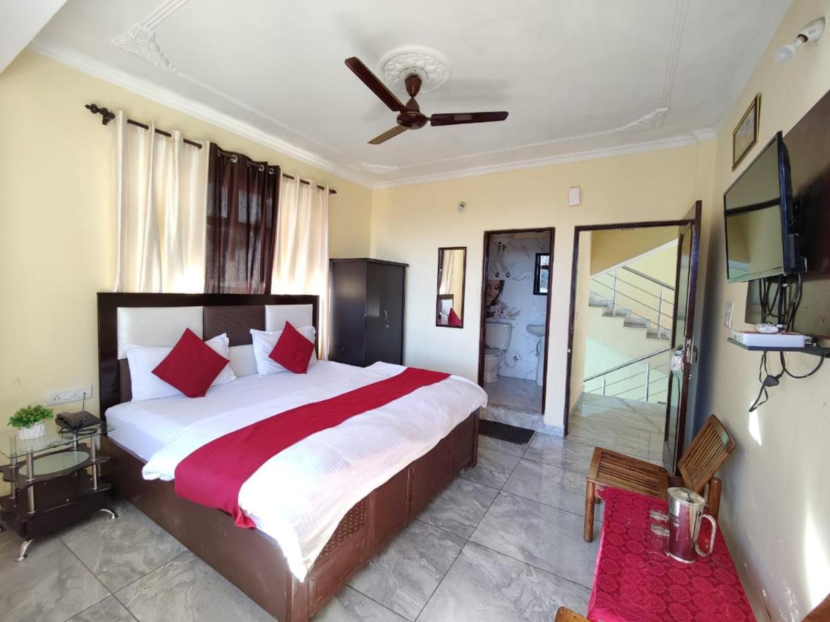 Hotel Om Palace McLeod Ganj Ngoại thất bức ảnh