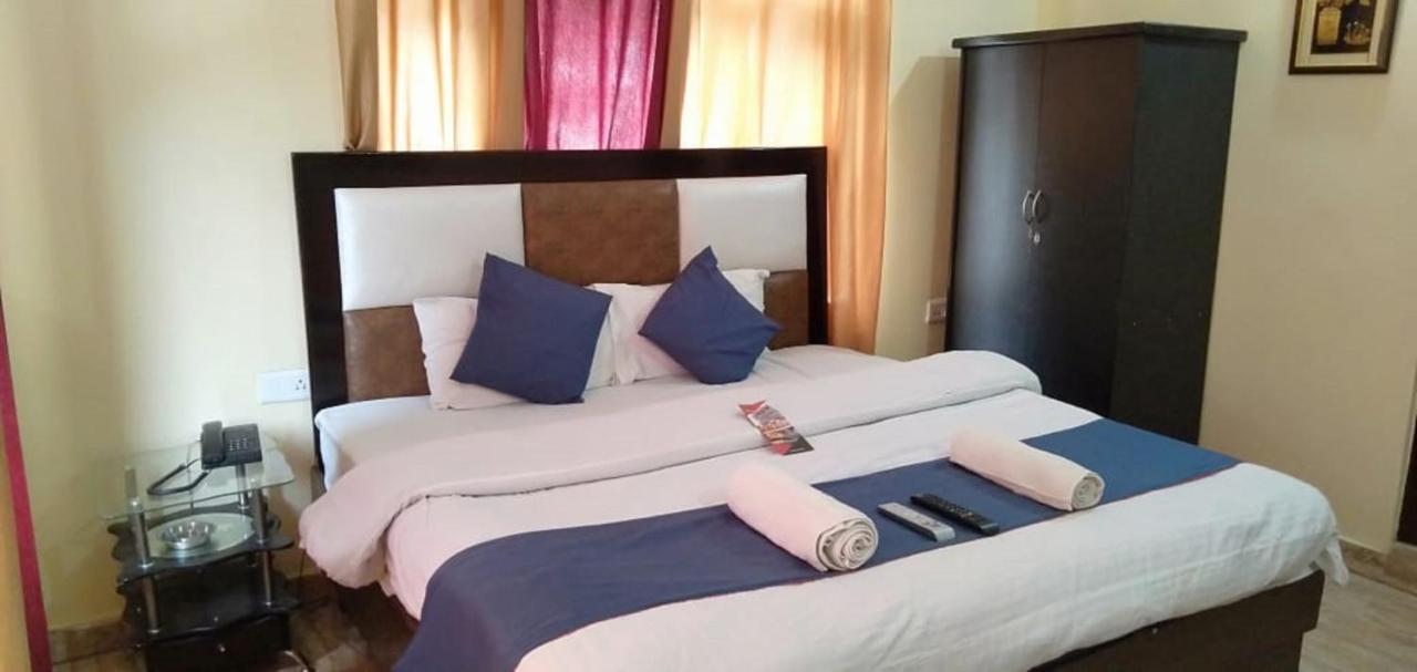 Hotel Om Palace McLeod Ganj Ngoại thất bức ảnh